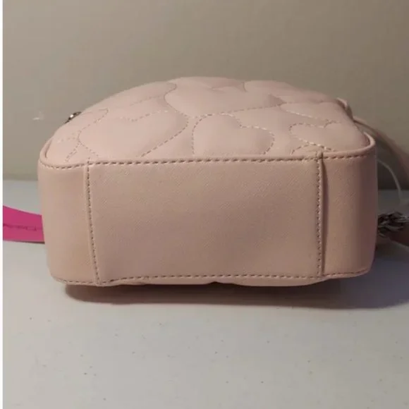 NWT Betsey Johnson PINK HEARTS  CROSSBODY - Picture 7 of 8